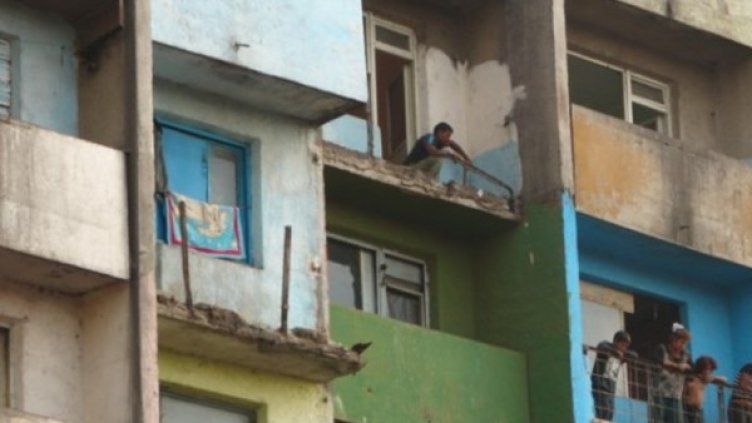 Печално известният блок 20 в Ямбол. Снимка: архив, Булфото