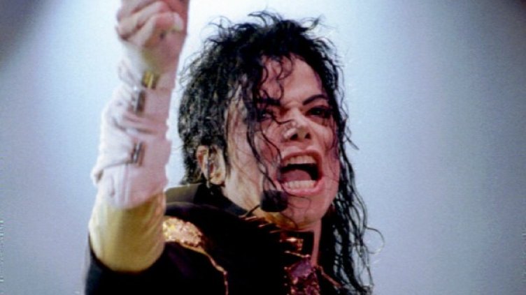 По маската все още има следи от грима на Майкъл Джексън, Снимка: Reuters