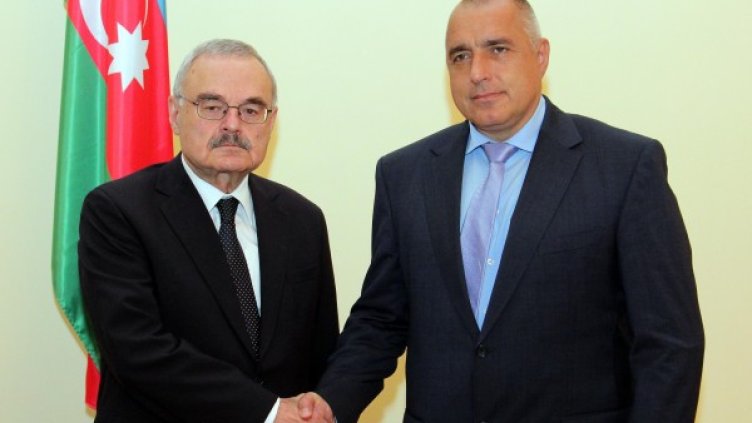 Премиерът Борисов с Артур Расизаде. Снимка: МС