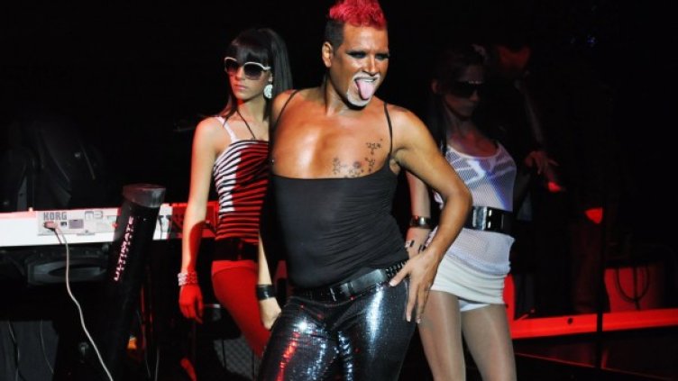 Тез гърди нещо не допаднаха на сънародниците ни в Ню Йорк. Снимка: Dnes.bg