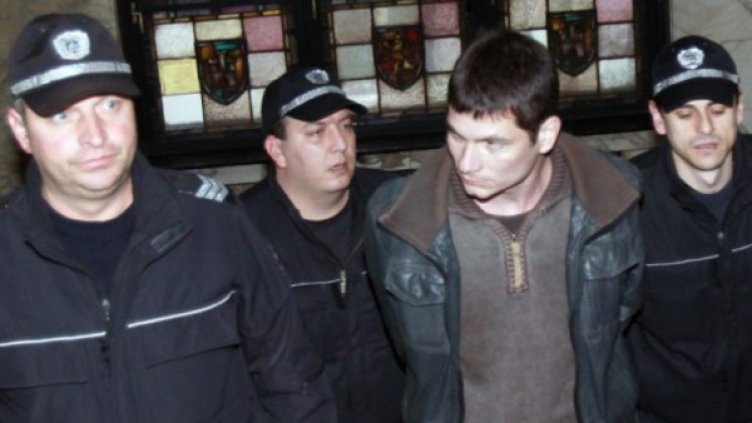 Ковачки в съда под засилена полицейска охрана. Снимка: архив, БТА