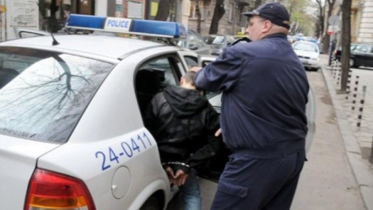 Двама мъже бяха задържани с над 200 гр хероин. Снимка: архив, Булфото