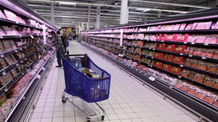 Фирма два пъти в месеца доставя по домовете продуктите за пет семейни хранения. Снимка: архив, Reuters