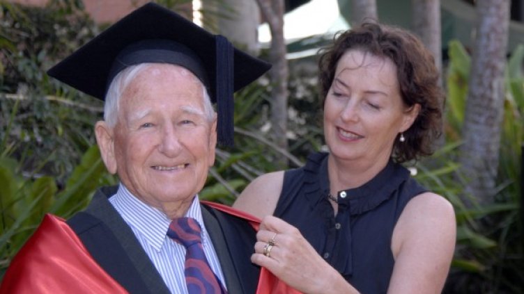 Щастливият Алън Стюарт. Снимка: БТА