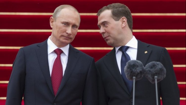 Путин предложи Медведев за министър-председател. Снимка: Reuters