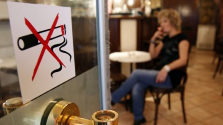 Обмислят драконовски мерки срещу цигарения дим. Снимка: архив, Reuters
