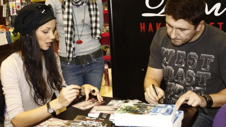 Отношенията между Диляна Попова и Асен Блатечки били строго професионални. Снимка: архив, Булфото