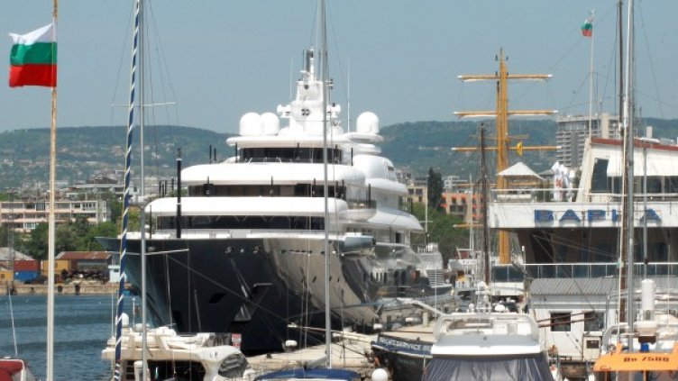 Снимка: Impact Press Grouр
Снимка: Impact Press Grouр