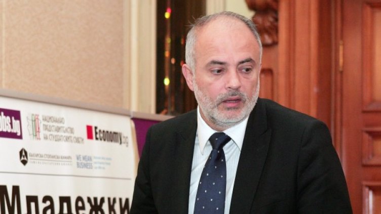 Младенов знаел, че заплатите трябва да се вдигнат. Снимка: БТА