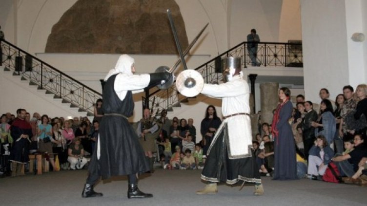 В Националния военноисторически музей ще има рицарски дуели. Снимка: архив, Булфото