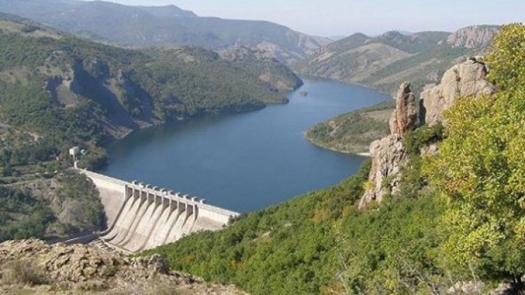 Язовир "Студeна". Снимка: Язовири и каскади