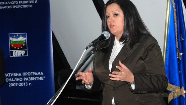 Лиляна Павлова иска и застраховката на сградите да стане задължителна Снимка: архив, БТА