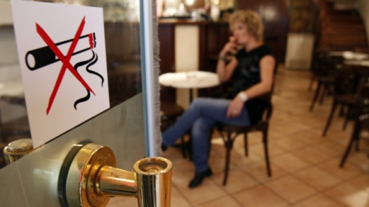 България въвежда пълна забрана за цигарения дим от 1 юни. Снимка: Reuters
