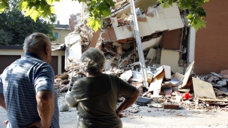 17 души са загинали при труса в Италия. Снимка: Reuters
