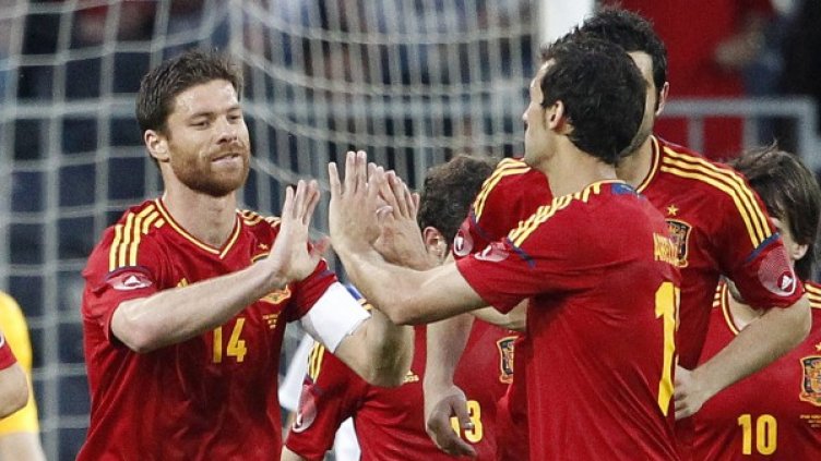 Испанците показват добра игра преди старта на Евро 2012. Снимка: Reuters
