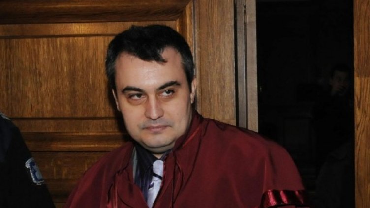 Кокинов има въпроси към Брендо. Снимка: архив Булфото