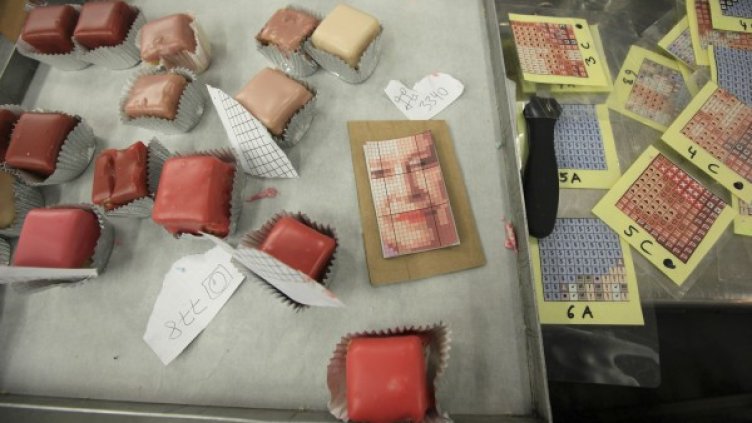 Подготовката кипи трескаво. Снимка: Reuters