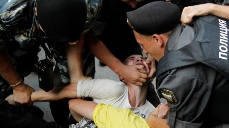 150 пъти скачат глобите за участници в неразрешени протести в Русия. Снимка: архив, Reuters