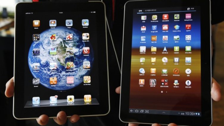 Двата таблета имат сходен дизайн. Снимка: Reuters