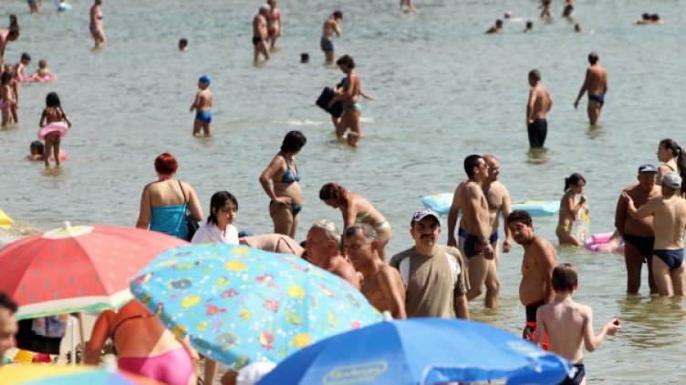В Бургас само за 1 месец са съставили 20 акта за неприлично поведение. Снимка: Булфото