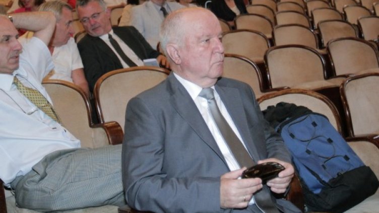 Стефан Додунеков. БТА