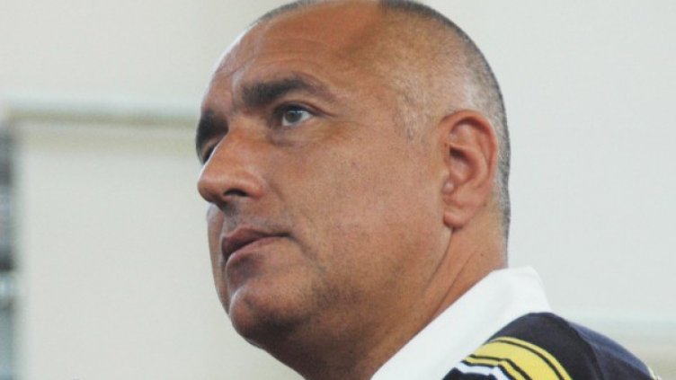 "С археолозите събираме всяко камъче по магистралите", смята Борисов. Снимка: БТА