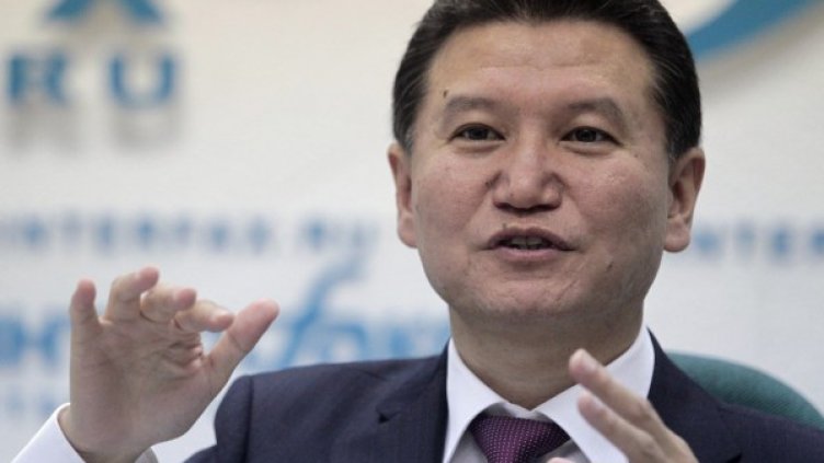 Кирсан Илюмжинов влиза в Петрол. Снимка: Reuters