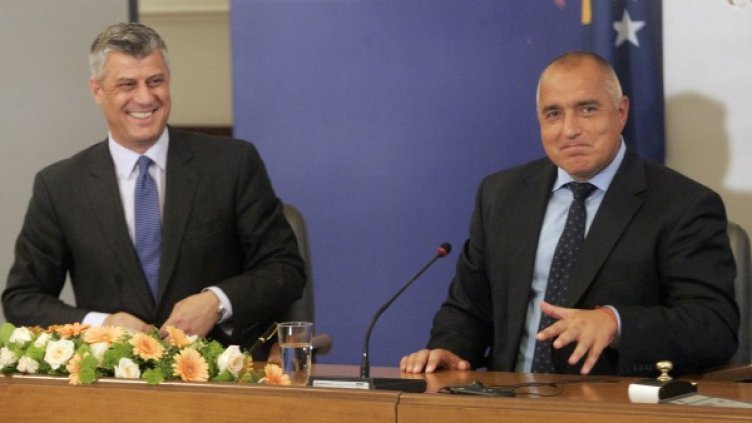 Хашим Тачи с българския си колега Бойко Борисов Снимка: БТА