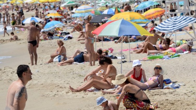 Дали на някоя хавлия лежи ченге? Снимка: Impact Press Group