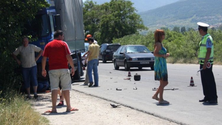 Мястото на катастрофата. Снимка: Булфото