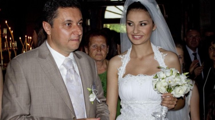 Яне и Галя събрали 55 бона от сватбата им. Снимка: архив, Булфото