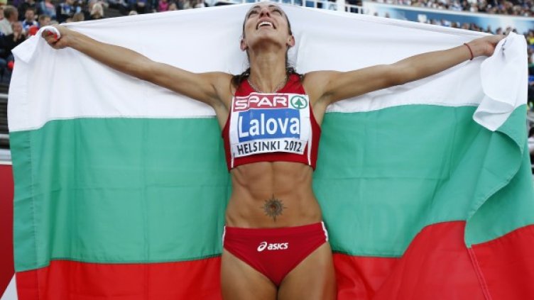 Титлата на Ивет Лалова в Хелзинки, след зверската контузия преди 7 години, даде надежда, че българският спорт може да възкръсне като нея на Олимпийските игри в Лондон. Снимка: Reuters