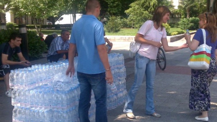 Заради жегите до 6 юли безплатна вода в София