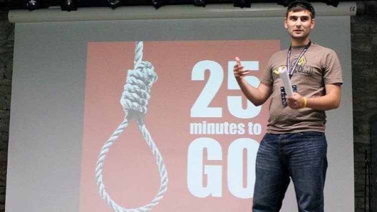 Снимка: В Двореца