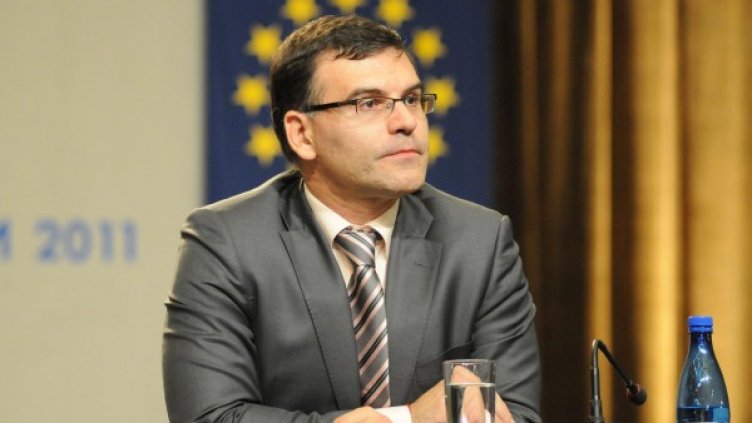 Прогнозите на министъра на икономиката Симеон Дянков са по-различни. Снимка: Булфото