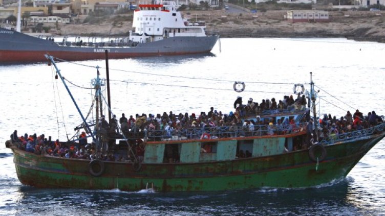 54 души са загинали на лодка, тръгнала от Либия за Италия. Снимка: архив, Reuters