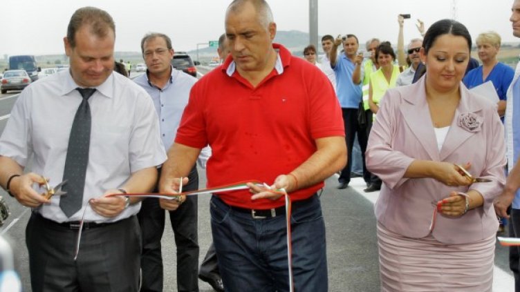 Бойко Борисов откри предсрочно Лот 3. Снимка: БТА