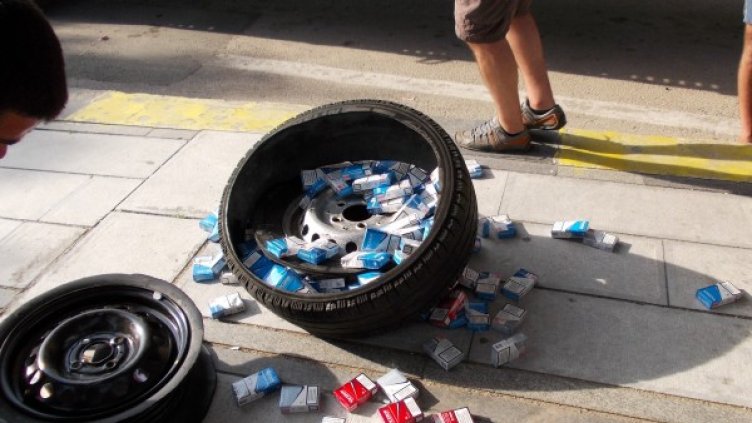 Откритите цигари. Снимка: Агенция "Митници"