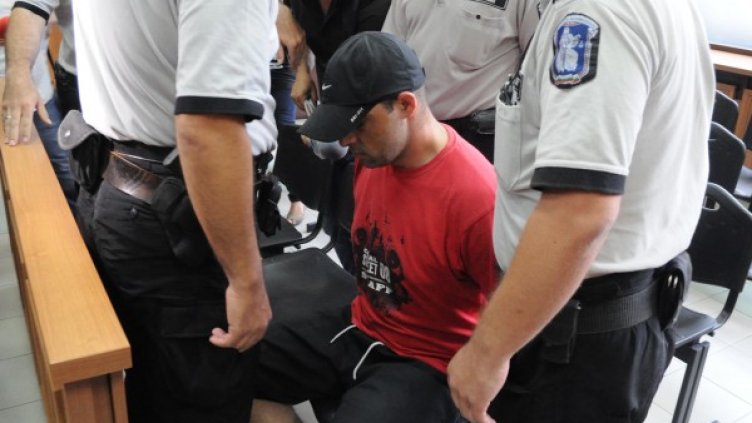 Енев продължава да мълчи за парите. Снимка: БТА