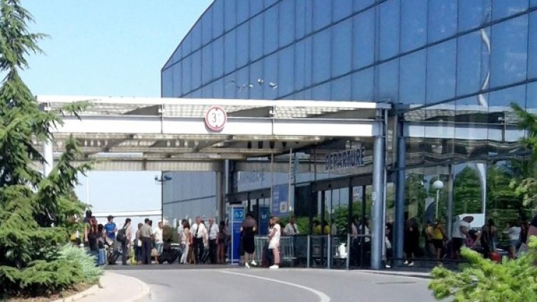 Летище София работи днес при засилени мерки за сигурност. Снимка: Булфото