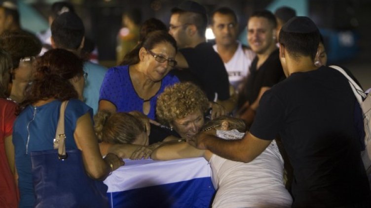 Вчера в Израел бяха погребани телата на петимата загинали при атентата в Бургас. Снимка: Reuters