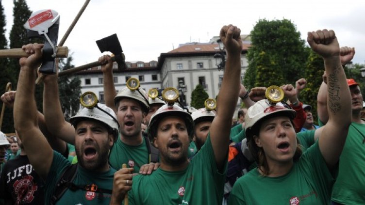 Протестите в Испания са все по-често явление. Снимка: Reuters