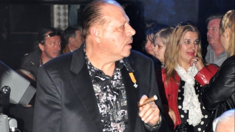 Агент Тенев е недоволен от факта, че текстът му е подправен. Снимка: Dnes.bg