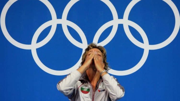 Мария Гроздева има 5 олимпийски отличия, колкото са и кръговете на най-престижния спортен форум. Снимка: Reuters