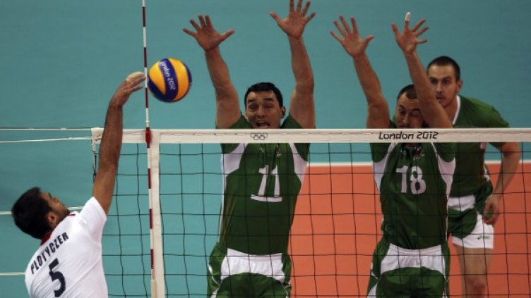 Българите постигнаха победа в дебюта си на Олимпиадата. Снимки: Reuters