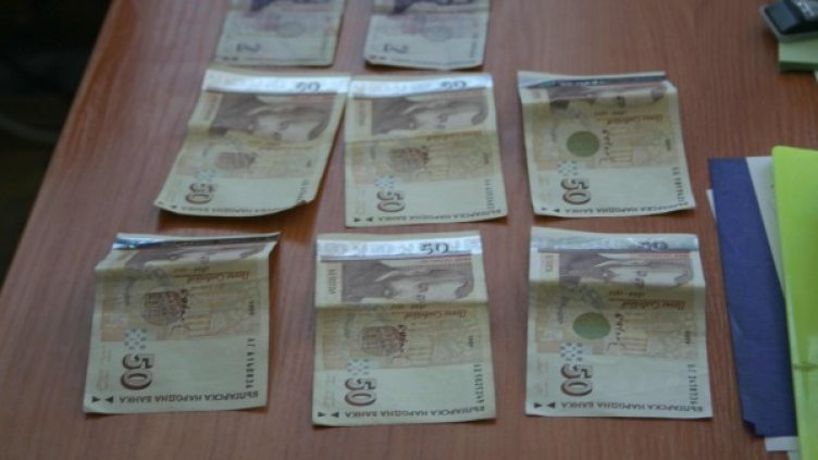 Мъжът си е присвоил пари от полици. Снимка: архив Булфото