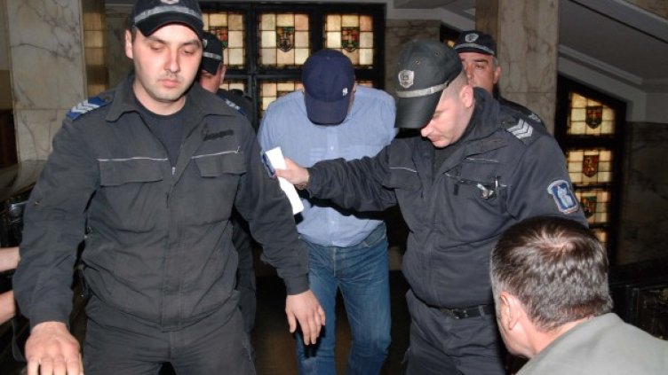 Чеци остава в ареста. Снимка: Impact press group