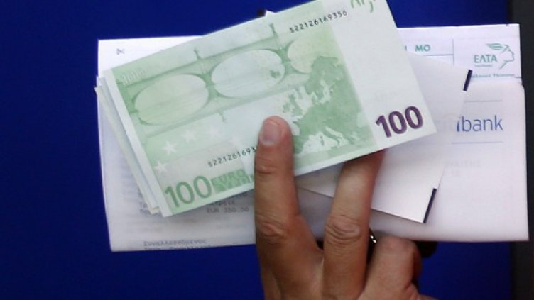 Много гърци изтеглиха спестяванията си от банките. Снимка: Reuters