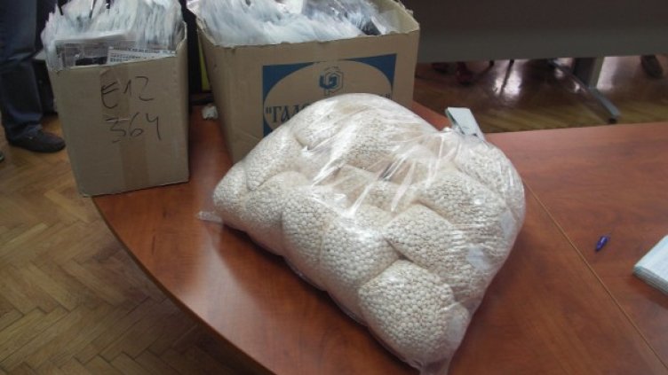 Иззето е голямо количество метаамфетамини. Снимка: архив Булфото