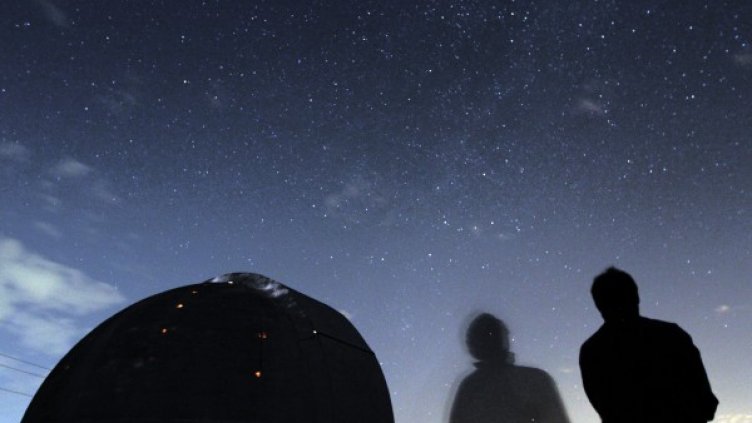 Дъжд от падащи звезди 